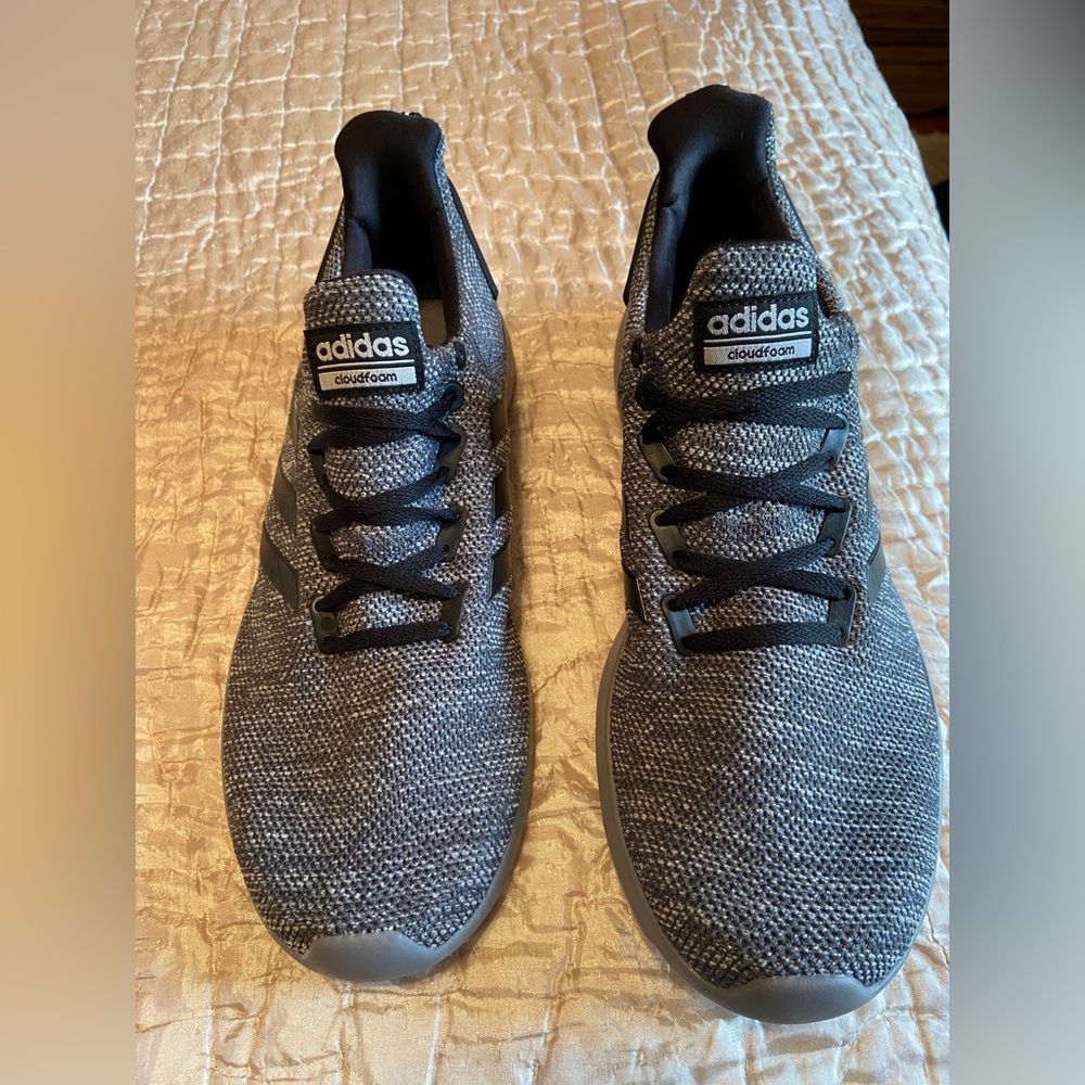 Adidas Cloudfoam Sneakers